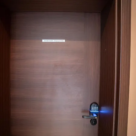 By Pyramid - Michal Apartament *