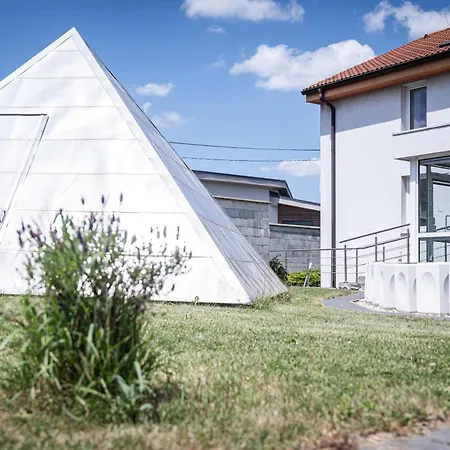 By Pyramid - Michal Bratysława