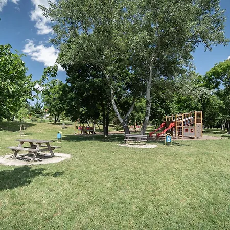 By Pyramid - Michal Apartament *